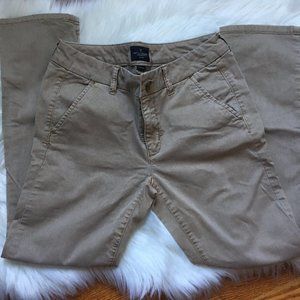 American Eagle Khakis Skinny fit